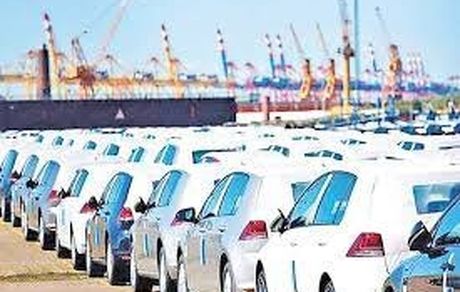 درآمد ۱۸.۸ هزار میلیاردی دولت از واردات خودرو