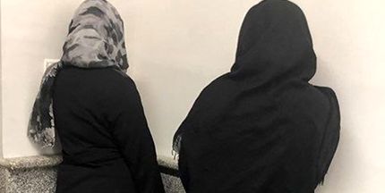 ۳ خانم در کرمانشاه بدلیل رقص در پل هوایی بازداشت شدند