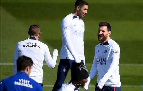 بارسلونا بعد از پایان لیگ فرانسه با مسی مذاکره خواهدکرد