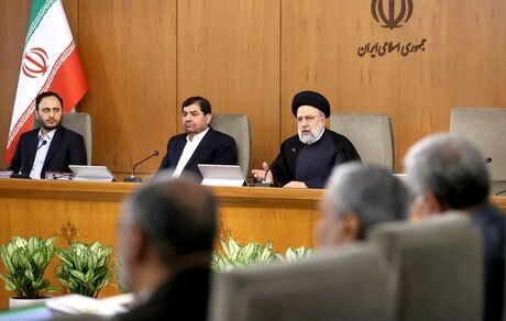 تاکید رییسی بر تبیین اقدامات امیدبخش و نشاط آفرین دولت در خدمت رسانی به مردم برای افکار عمومی