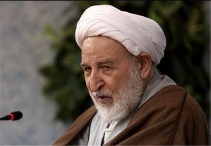 آیت الله یزدی: عزاداری‌ تعطیل‌بردار نیست