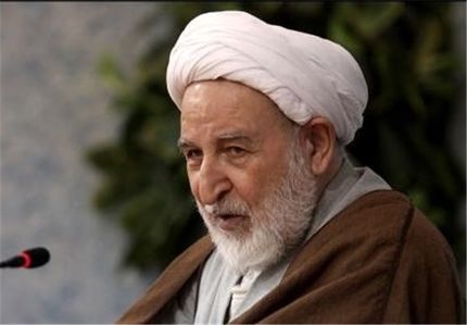 آیت الله یزدی: عزاداری‌ تعطیل‌بردار نیست