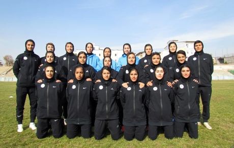 تیم لیگ برتر فوتبال بانوان بخاطر وریا غفوری از لیگ انصراف داد