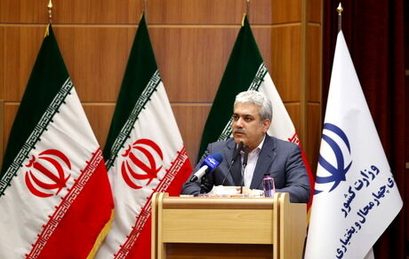 معاون رییس جمهوری: درآمد نفتی پاسخگوی رفاه ۸۰ میلیون جمعیت ایران نیست