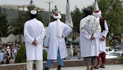طالبان ۷۰ مغازه را بدلیل حضور نیافتن در نماز جمعه پلمب کرد