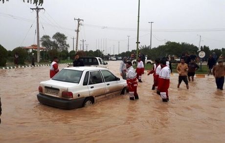 مشهد را سیل و آب فرا گرفت