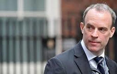 واکنش وزیر خارجه انگلیس به آزادی نازنین زاغری: در اسرع وقت به انگلیس بازگردد/ رفتار مداوم ایران در قبال وی غیرقابل تحمل است