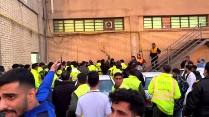محرومیت عوامل تیم ملوان بندرانزلی بدلیل درگیری دیدار با هوادار