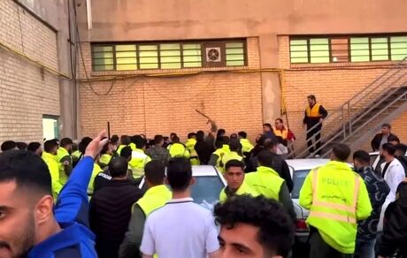 محرومیت عوامل تیم ملوان بندرانزلی بدلیل درگیری دیدار با هوادار