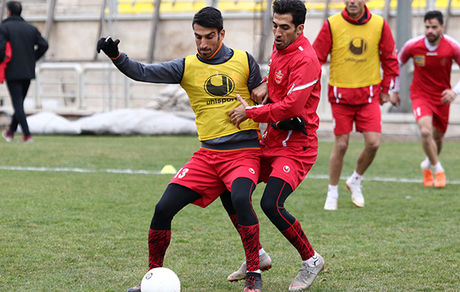 کالدرون به پرسپولیسی‌ها ناهار داد