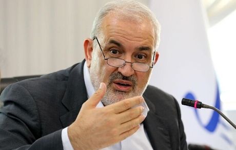 وعده تدویم آیین نامه واردات خودرو تا ده روز آینده