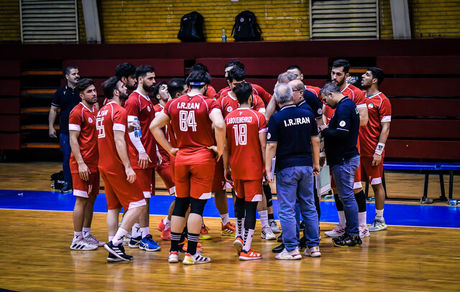 حمله کرونا یا بیماری ناشناخته به تیم ملی هندبال/فرناندز: نمی‌دانم امیکرون است یا خیر! بازیکنان تب و بدن درد دارند