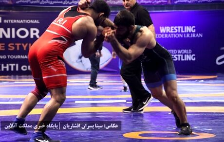 مسابقات کشتی آزاد جام تختی به میزبانی ارومیه