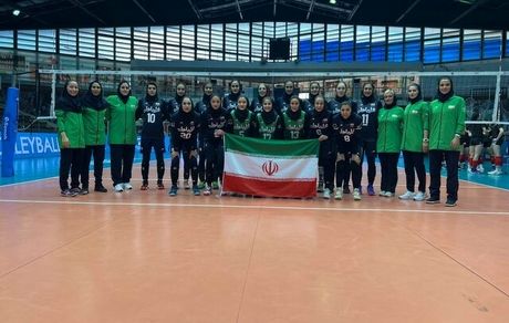 اولین مدال والیبال بانوان ایران در مسابقات رسمی / تیم ملی زنان نقره و مردان طلای کشورهای اسلامی را کسب کردند