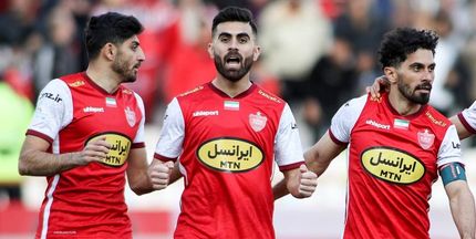 عالیشاه در پرسپولیس ماند