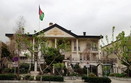 خبرگزاری صدای افغان: تحویل سفارت افغانستان در ایران به طالبان کذب است