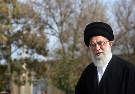 
پاسخ صریح رهبر انقلاب به توییت ترامپ: شما غلط می‌کنید!
