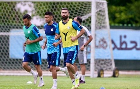 پیشنهاد ۱۲‌میلیاردی پرسپولیس به کاوه رضایی