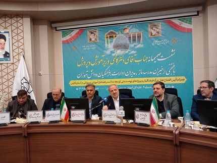 دریافت مجوز استخدام ۸۵ هزار معلم 