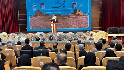 رئیس جمهور: من باور داشته و دارم که کسی از خارج نمی‌تواند مشکلات ما را حل کند /  به هیچ حزب و دسته‌ای وابسته نیستم