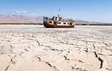 شرایط احیای دریاچه ارومیه از نظر مخبر