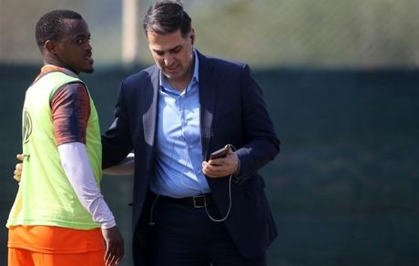 پاتوسی بی سر و صدا به ایران بازگشت/ عکس