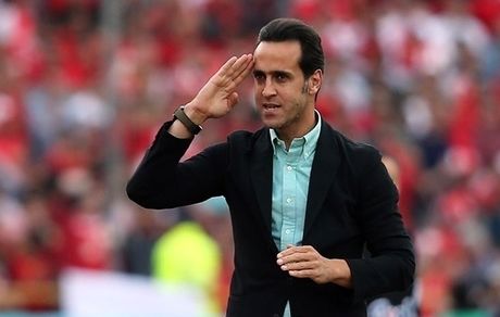 ۱۲۰۰ میلیارد برای ریاست علی کریمی در فدراسیون فوتبال/ جادوگر با توپ پر می‌آید