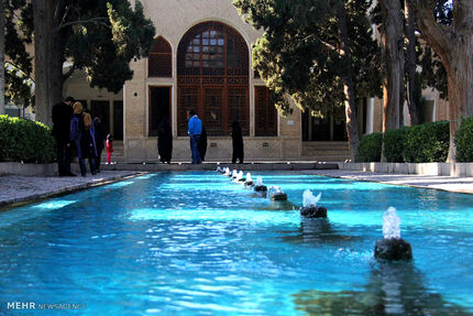 باغ فین کاشان ۱۳ فروردین تعطیل اعلام شد