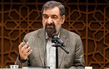 محسن رضایی، معاون اقتصادی رئیس جمهور شد