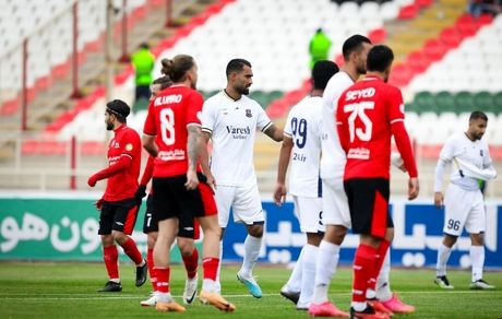 بازگشت تراکتور به جمع مدعیان با برد پرگل مقابل نساجی