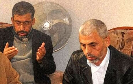 تایید شهادت برادر یحیی السنوار