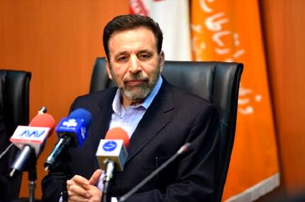 واعظی: حرکت به سوی گشایش‌های اقتصادی را شتاب بخشیم