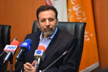 واعظی: حرکت به سوی گشایش‌های اقتصادی را شتاب بخشیم