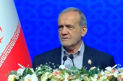 پزشکیان: از حقوق من ماهیانه ۵ میلیون تومان برای ساخت مدرسه صرف کنید / تمام امید دشمن، ایران ضعیف شده است