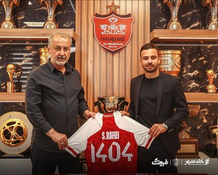 سروش رفیعی در پرسپولیس ماند