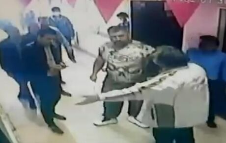 عامل قمه کشی در یکی از مدارس کرج، دستگیر شد