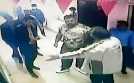 عامل قمه کشی در یکی از مدارس کرج، دستگیر شد