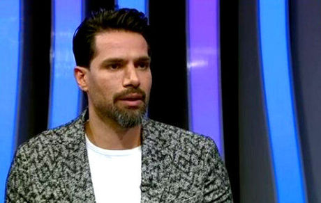 صادقی: پرسپولیس از همین استقلال زخمی هم می‌ترسد!