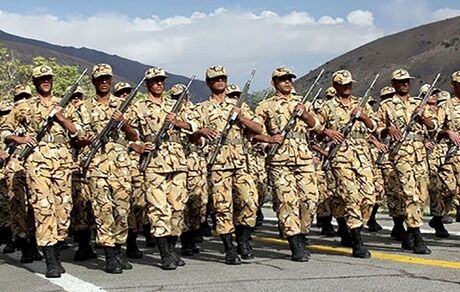 افزایش سه برابری حقوق سربازان/سال آینده هیچ سربازی کمتر از ۳ میلیون و ۳۵۰ هزار تومان دریافتی نخواهد داشت