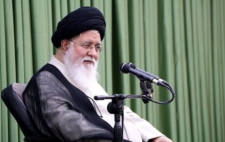 برگزار نشدن نماز جمعه وظیفه ما را در فضای مجازی بیشتر کرده است