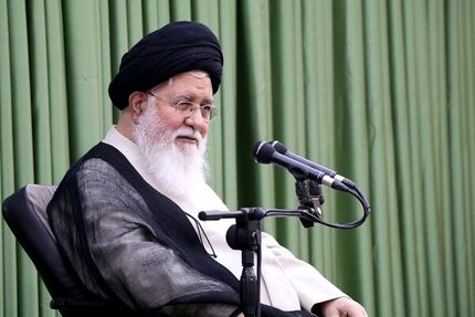 برگزار نشدن نماز جمعه وظیفه ما را در فضای مجازی بیشتر کرده است