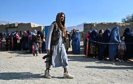 طالبان، موبایل‌های هوشمند منطقه پنجشیر را جمع‌آوری می‌کند