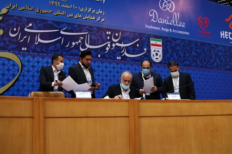  متن و حاشیه انتخابات فدراسیون فوتبال 