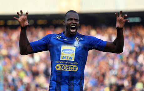 تلاش استقلال برای رساندن دیاباته به بازی با ذوب‌آهن