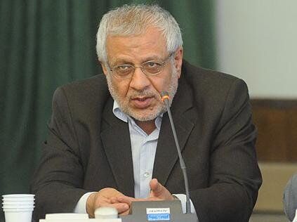 بادامچیان: اغلب اقتصاددانان با حذف ارز ۴۲۰۰ تومانی مخالف بودند
