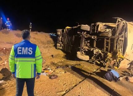 واژگونی یک اتوبوس در جاده نیشابور مشهد، ۲۸ مصدوم برجای گذاشت