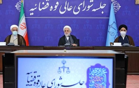 مسئولین و غیرمسئولین درباره گرانی‌ها کلی گویی نکنند/ امنیت و آرامش مردم باید کاملا تامین شود