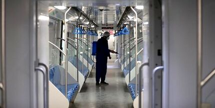 عضو شورای شهر تهران: نمی‌توانیم مترو و اتوبوس را تعطیل کنیم