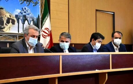 سازو کارهای تامین مواد اولیه پتروشیمی و فولاد در دست بررسی است