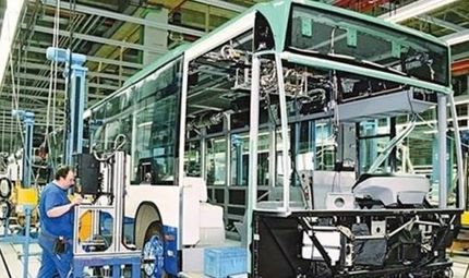  راه اندازی مجدد خط تولید اتوبوس بعد از ۸ سال در ایرانخودرودیزل